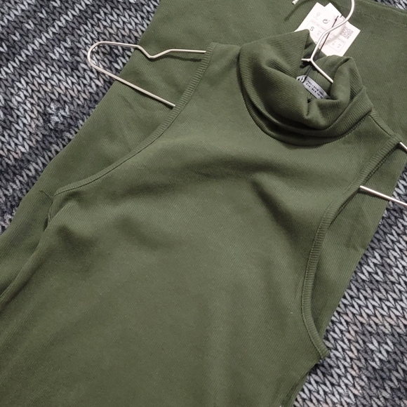 Zara Dress - Picture 6 of 6